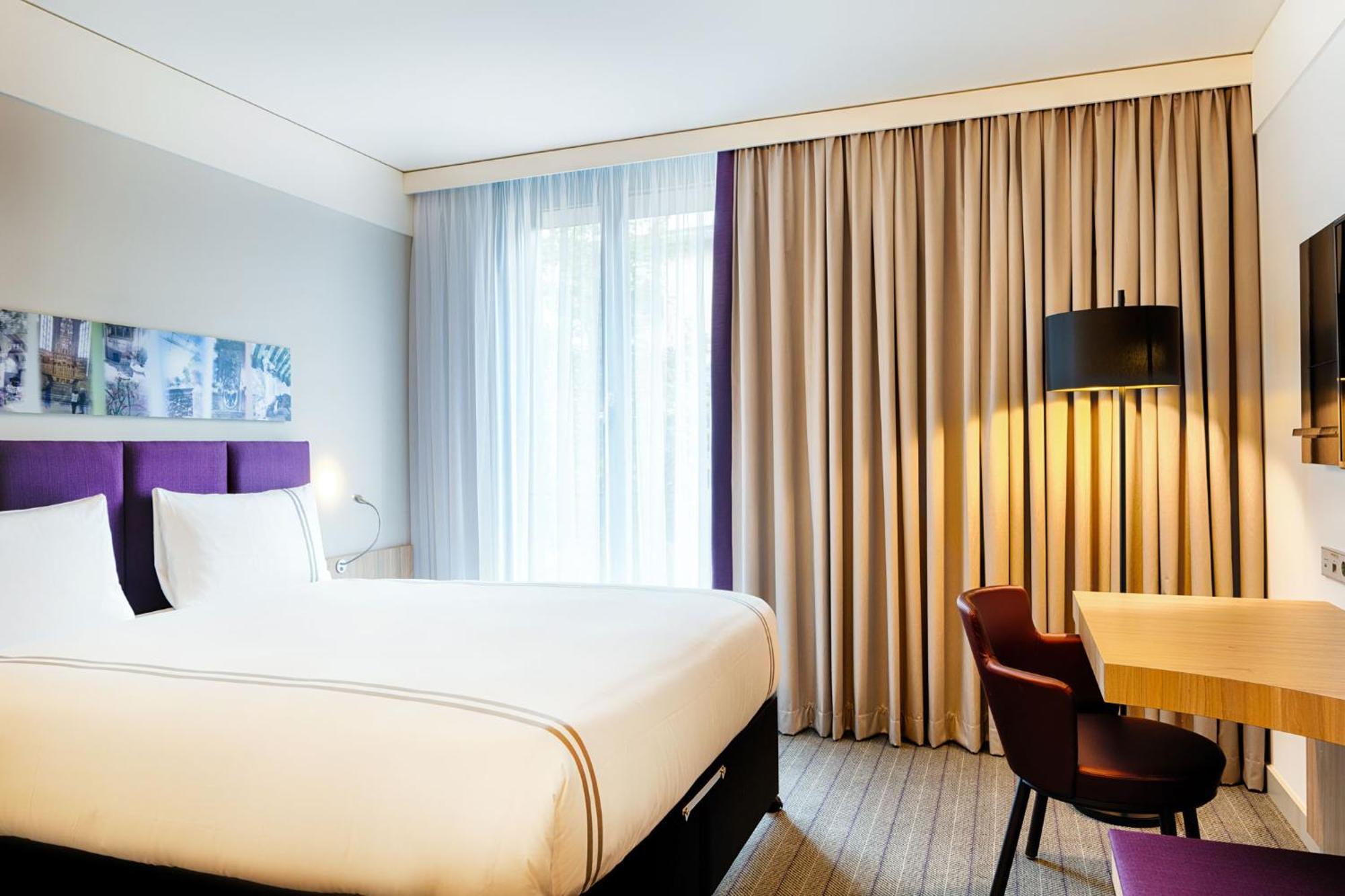 Premier Inn Heilbronn City Centre Ngoại thất bức ảnh